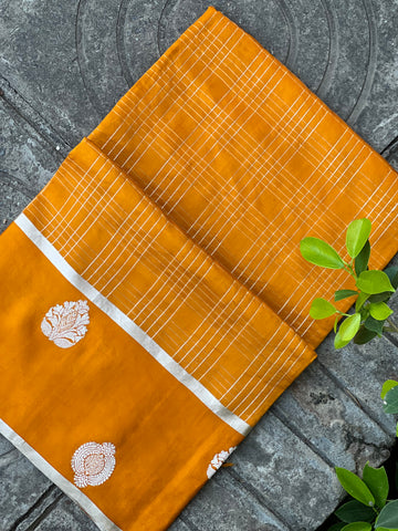 PURE BANARASI HANDWOVEN KADHUA MANGO SILK SAREE