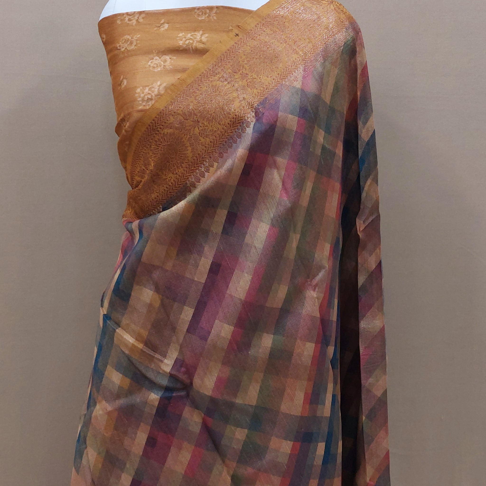 PURE BANARASI MATKA TUSSAR SILK SAREE