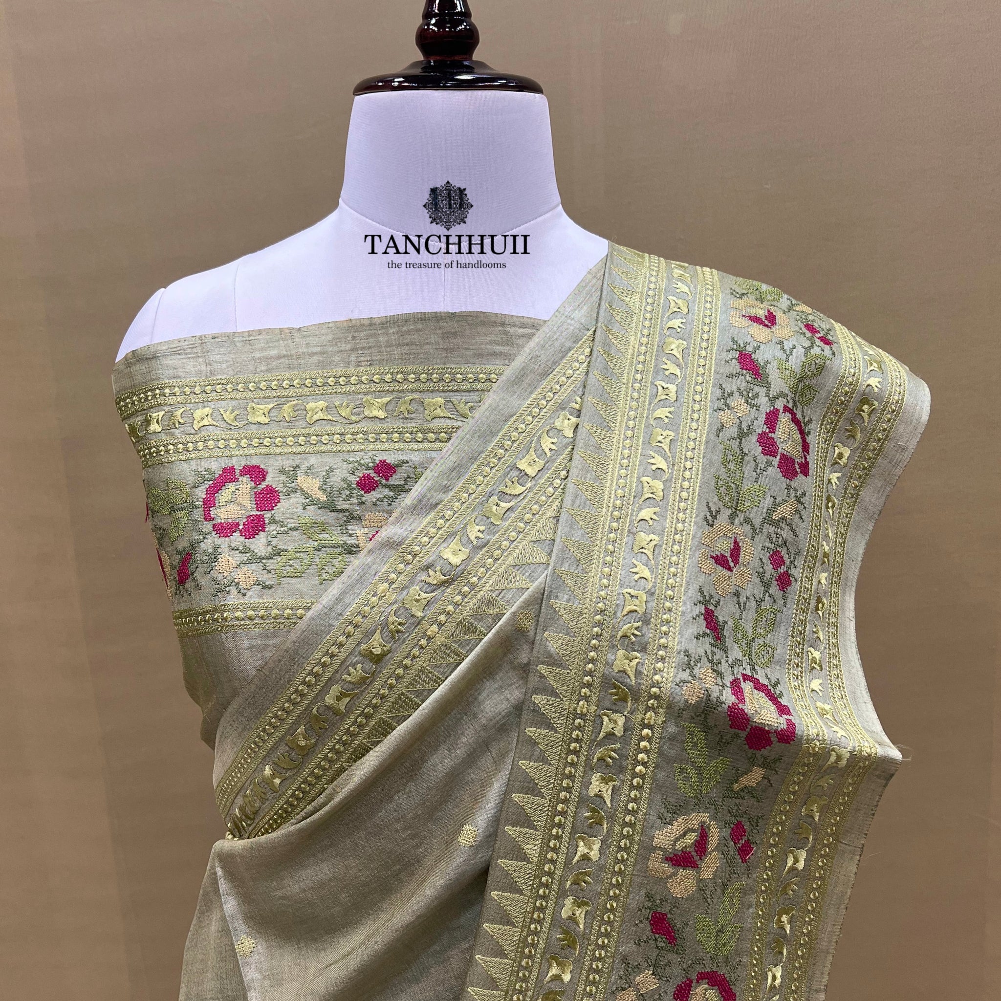 PURE BANARASI DESI TUSSAR SILK CHIKANKARI SAREE