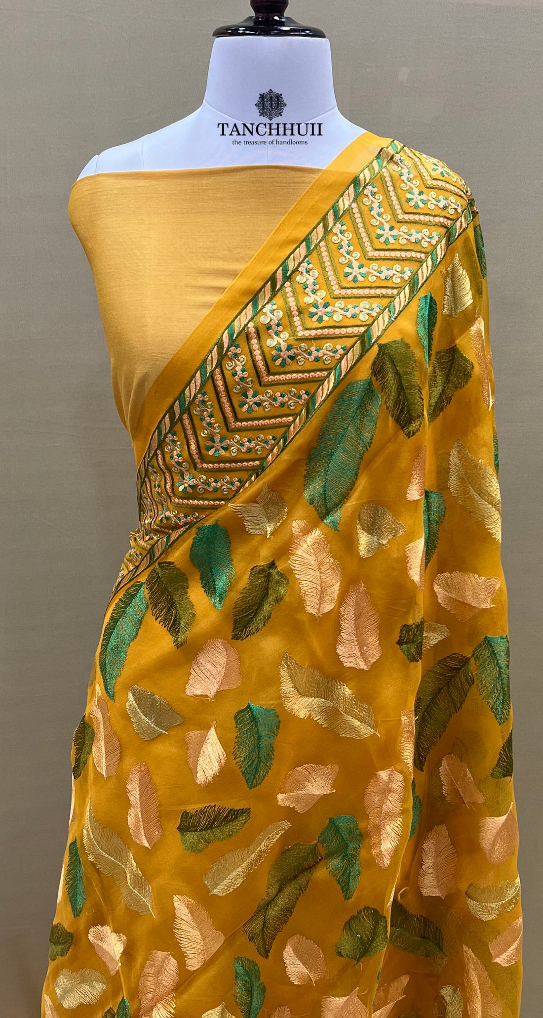 PURE BANARASI ORGANZA SILK CHIKANKARI SAREE