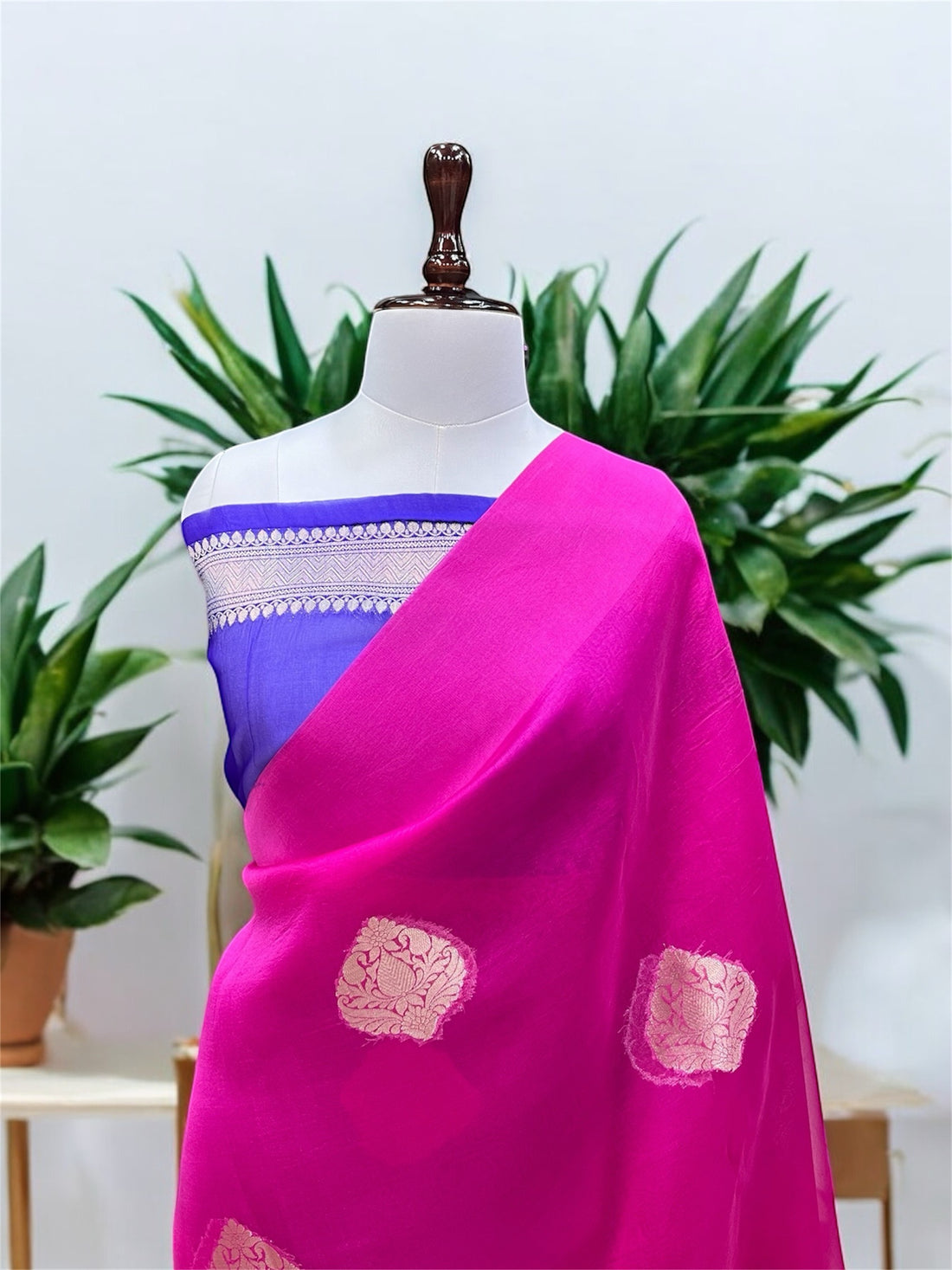 'HOT PINK' PURE KORA HANDLOOM BANARASI SAREE