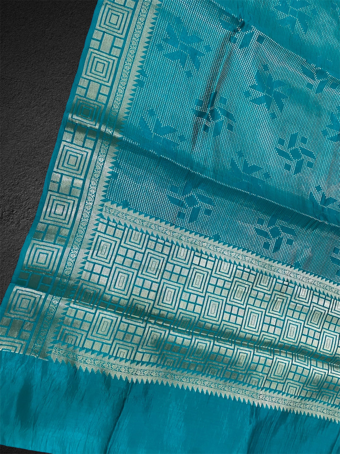 PURE MANGO SILK HANDLOOM TANCHHUII BANARASI SAREE