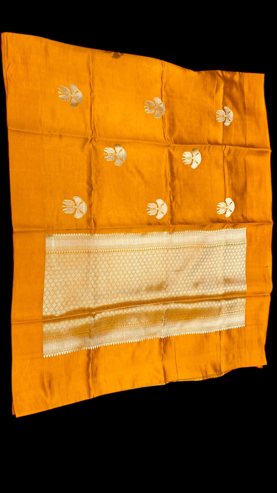 PURE MANGO SILK HANDLOOM BANARASI SAREE