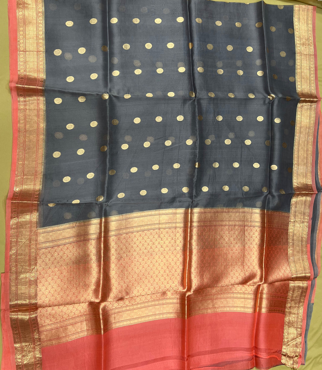 PURE BANARASI HANDWOVEN ORGANZA SILK SAREE - KADHUA MOTIF