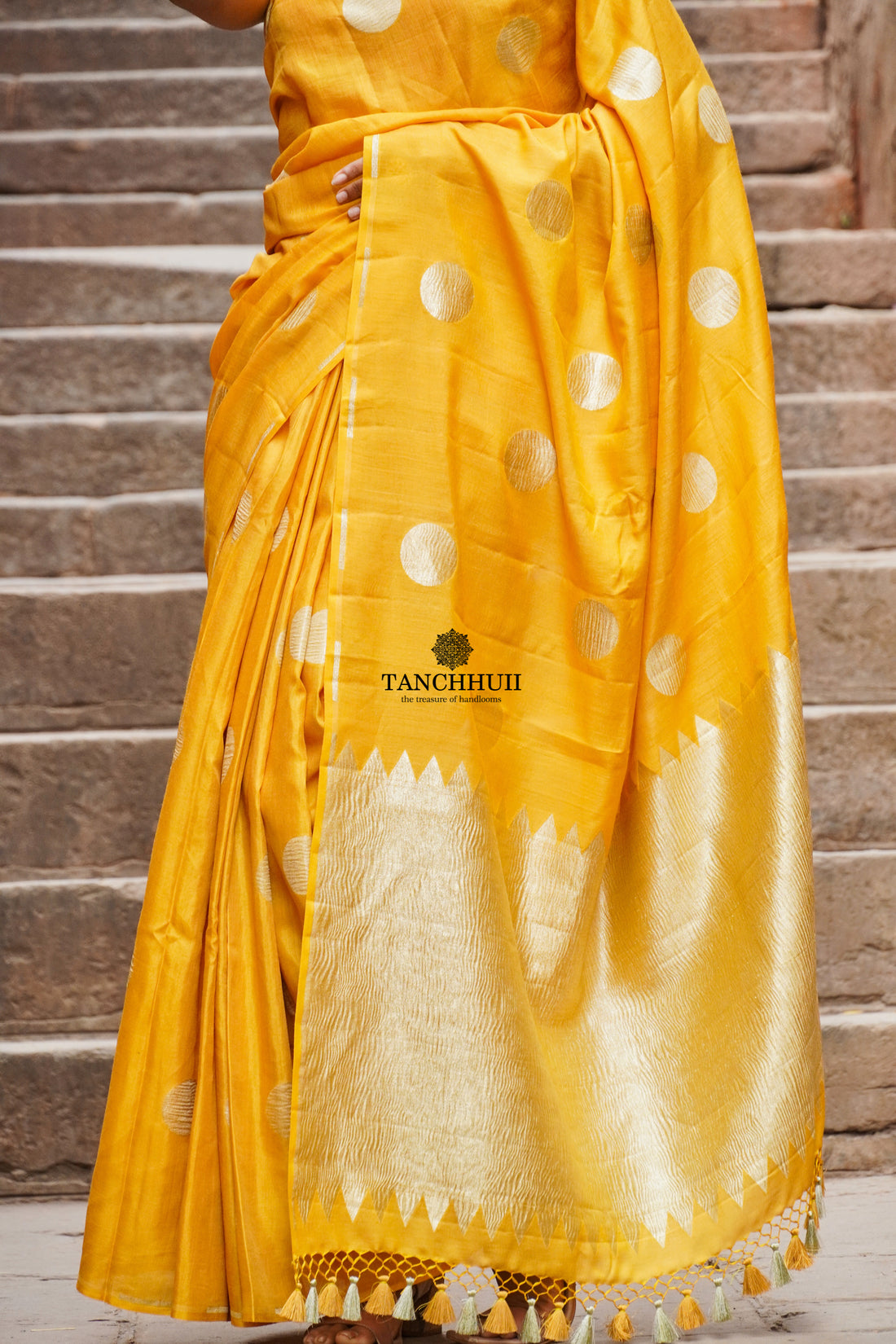 'DEWDAAS GOLD' PURE MOONGA TUSSAR SILK BANARASI SAREE