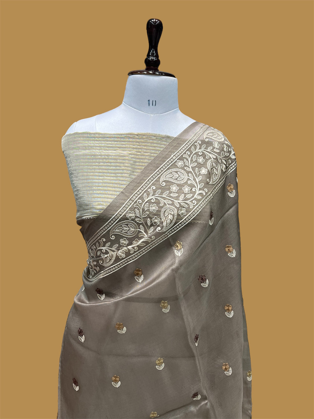 PURE BANARASI KORA CHIKANKARI SAREE