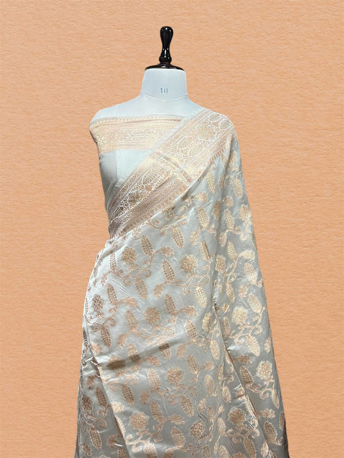 OFF WHITE PURE MANGO SILK BANARASI SAREE