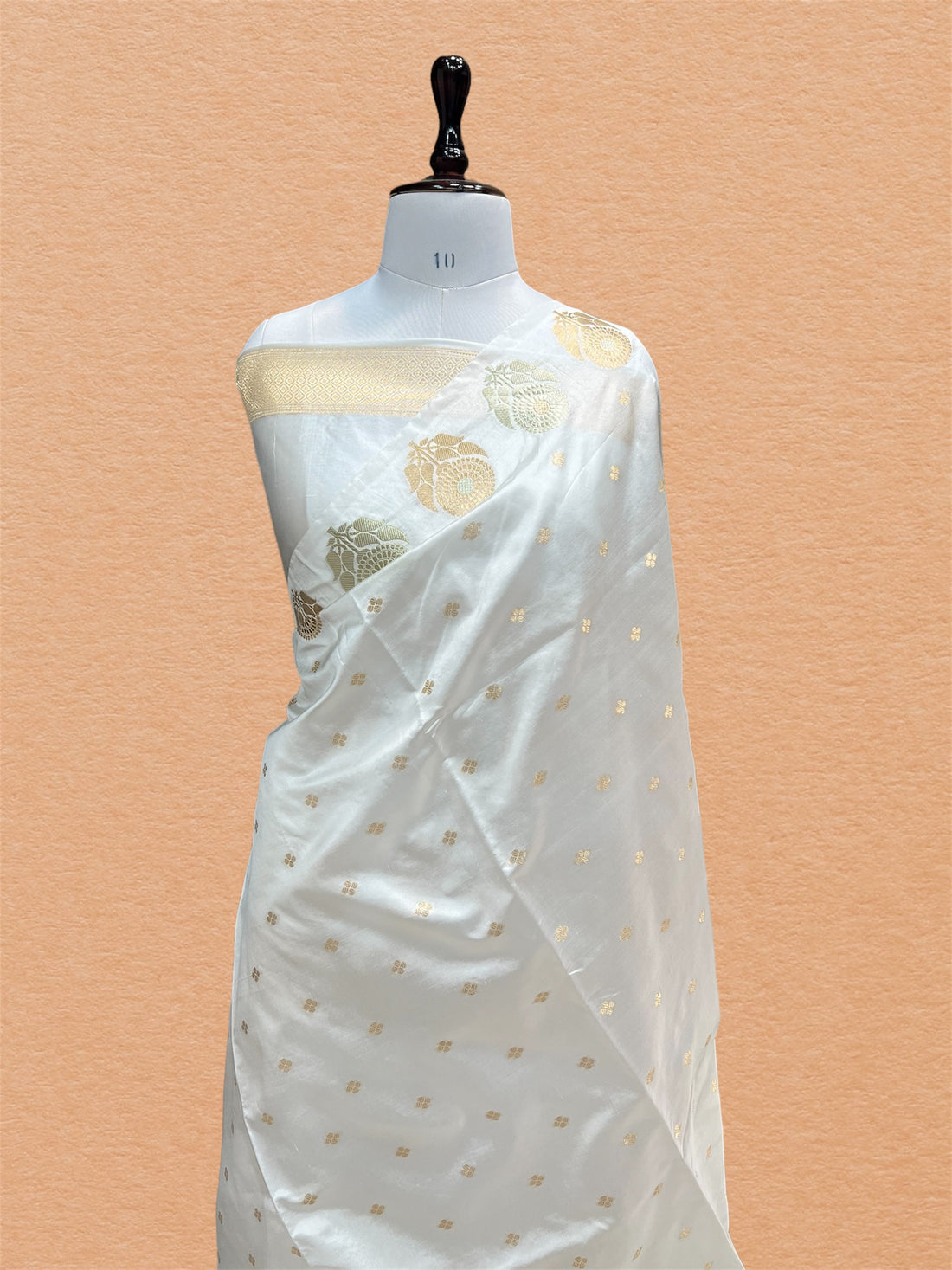 OFF WHITE PURE MANGO SILK BANARASI SAREE